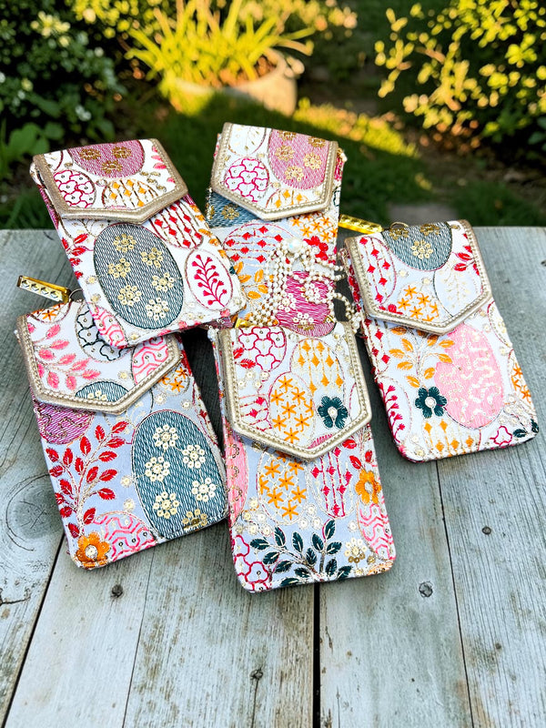 Partywear pouch